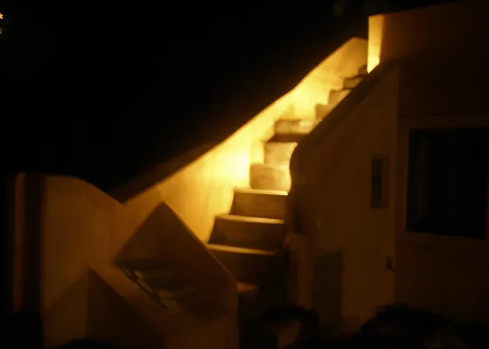 Palm Tree With Beautiful View - 2 Persons Emporio (Santorini)