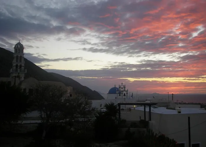 Palm Tree With Beautiful View - 2 Persons * Emporio (Santorini)